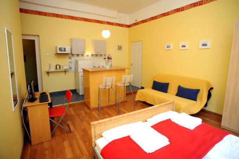 Club Apartments & Rooms Budapest Ngoại thất bức ảnh